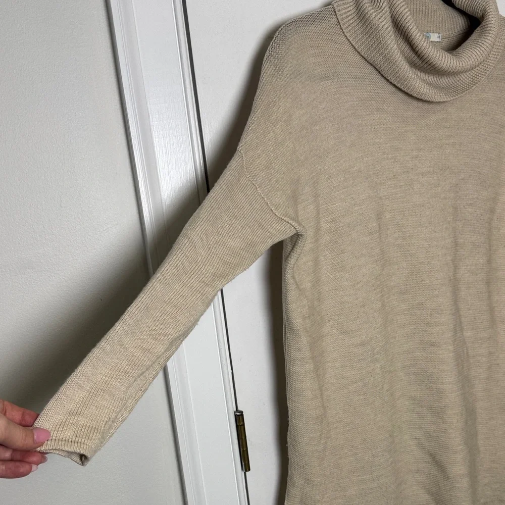 Boden 100% Wool Cowl Neck Tunic Sweater Beige Oversized Small Quiet Luxury